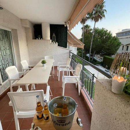 Amazing Apartment For Families Up To 6 Persons Benalmádena Kültér fotó