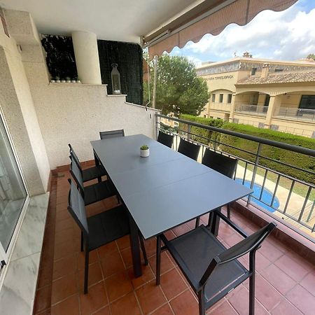 Amazing Apartment For Families Up To 6 Persons Benalmádena Kültér fotó