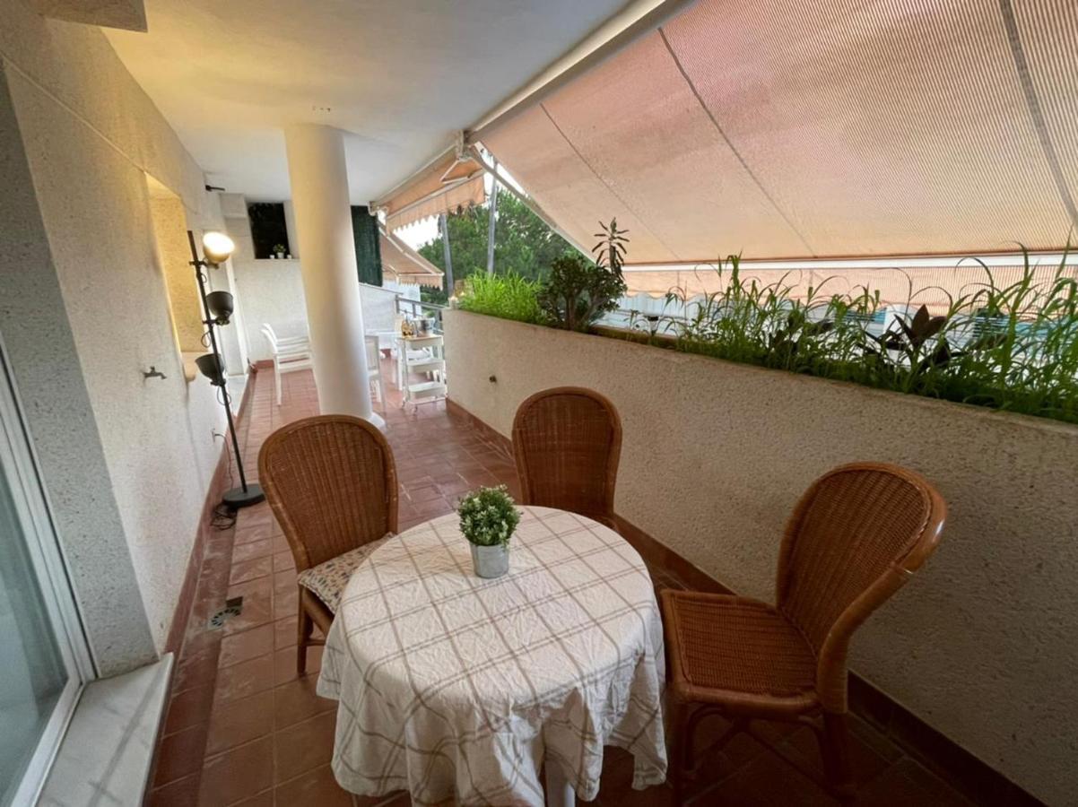 Amazing Apartment For Families Up To 6 Persons Benalmádena Kültér fotó