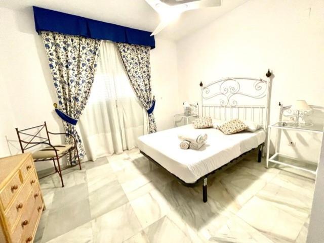Amazing Apartment For Families Up To 6 Persons Benalmádena Kültér fotó